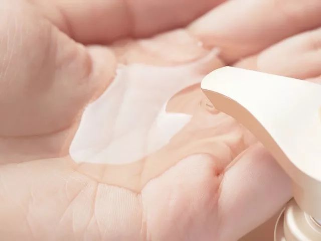 日本樱花玫瑰花洗发水,淡雅日本京都樱花洗发水