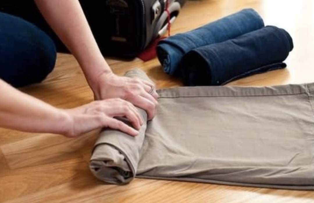 精致女孩出门旅行收纳行李箱,行李箱收纳技巧夏天旅游