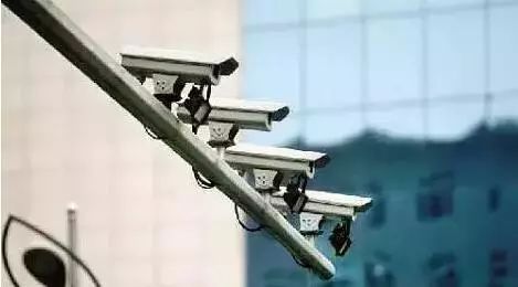 拍照就能知道超速什么原理,公路上的摄像头是怎么检测超速的