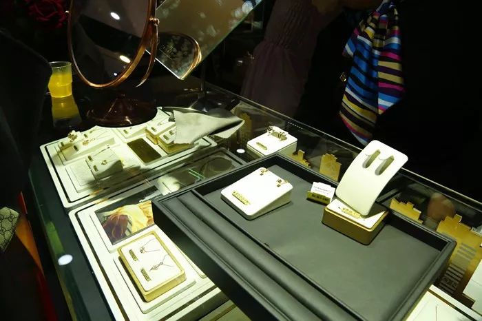 鐢峰弸鍔涚垎妫氱殑max,鐢峰弸鍔沵ax鐖嗘