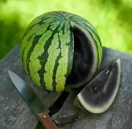 ▶昨天老妈教弟弟做作业，我弟不动脑筋思考，每道题都问...