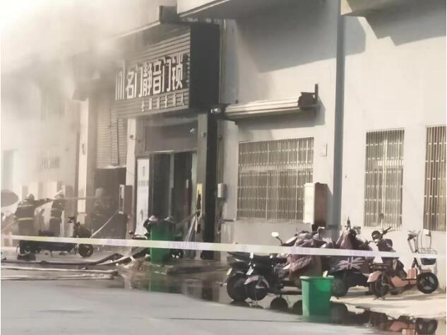 郑州农业路着火,郑州农业南路失火