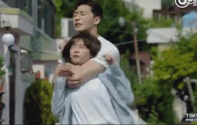 赠书|回首不见小时光