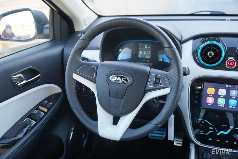 江淮新能源iev7纯电动配置,江淮新能源汽车iev7s值不值得入手