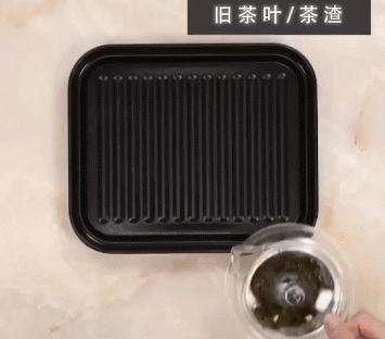 锅盖倒扣在锅上，去盘子异味……这些妙招没想到这么实用！