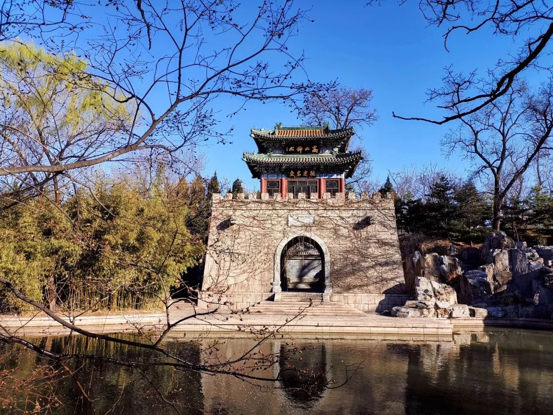 【方志四川•传统文化】中央*党**校景观中的传统文化