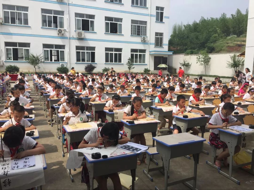 放飞孩子的梦想,放飞孩子的梦想就像放风筝一样