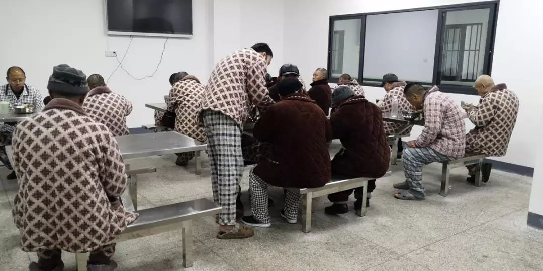 走进精神病院,进精神病医院就出不来了吗