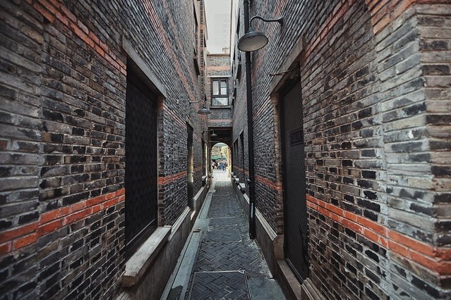 穿越时间与空间，带你看不一样的上海