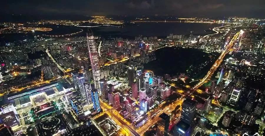 为什么来深圳的年轻人大都去了南山、宝安和龙岗？