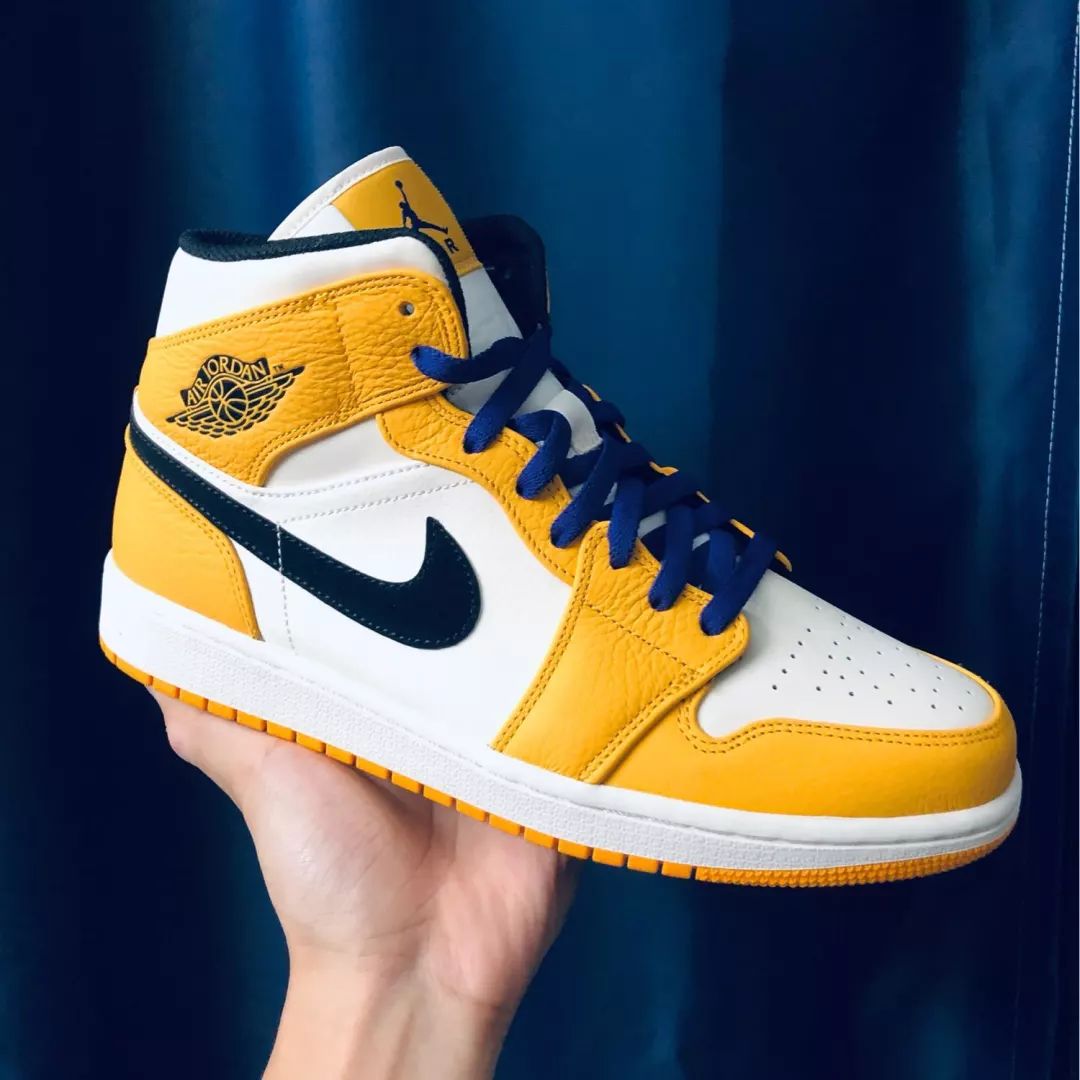 晒鞋|NigelSylvesterxAJ1做旧设计强势围观!AJ4代愤怒的公牛