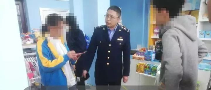 杭州奶爸血拼6罐进口奶粉,回家一看傻眼:这还能喝吗?