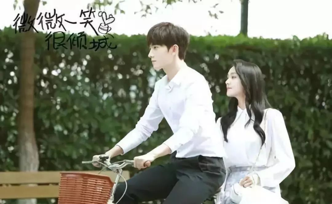 杨洋和李易峰谁发展更好,李易峰杨洋最近的消息