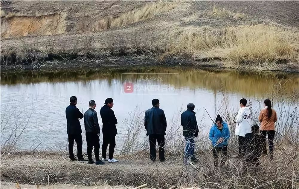 寻找5岁失踪女孩悬赏20万元仍有效,数百人搜救失联女童视频