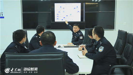 80后网警杜通虚拟世界违法犯罪的“克星”