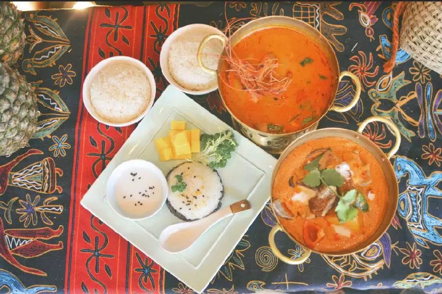 京闽中心酒店双人自助早餐81.8元,东南亚风情酒店自助早餐