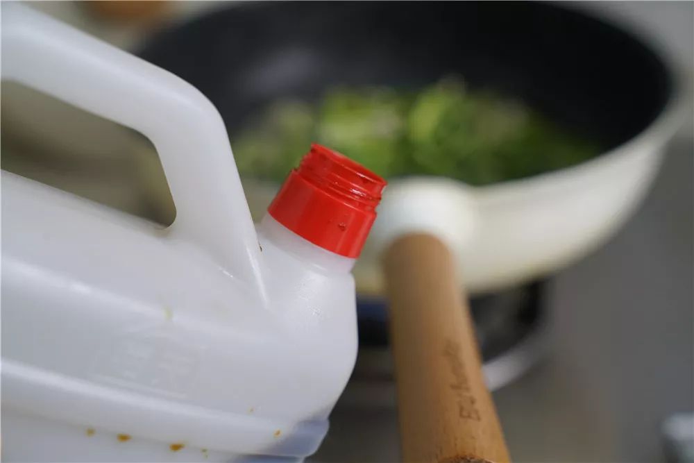 嫩蚕豆不带壳怎么吃,嫩蚕豆什么时候吃