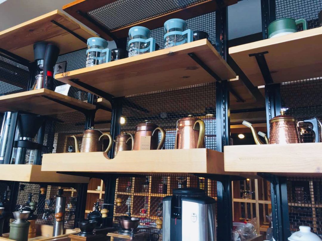 啤酒城网红地标,金沙滩网红酒吧