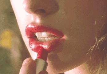 BBC又来惊爆：你抹口红，就是在亲吻上万只昆虫尸体？美丽背后这么血腥…