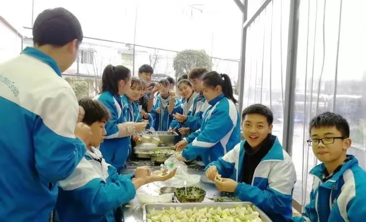 贵阳主城区这所学校作风很低调，但是成绩很缤纷！