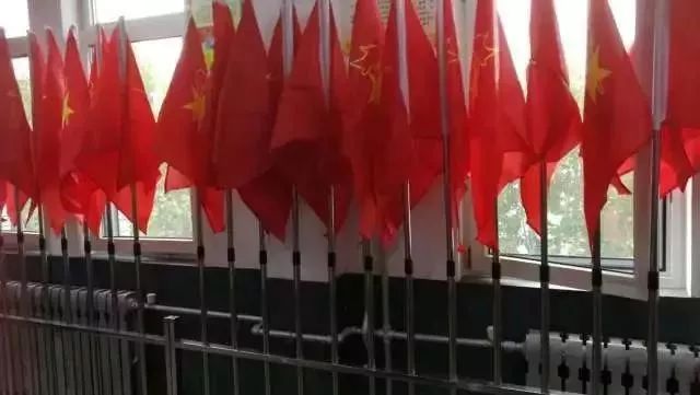 中国少年先锋队礼仪,少年先锋队礼仪规范手抄报