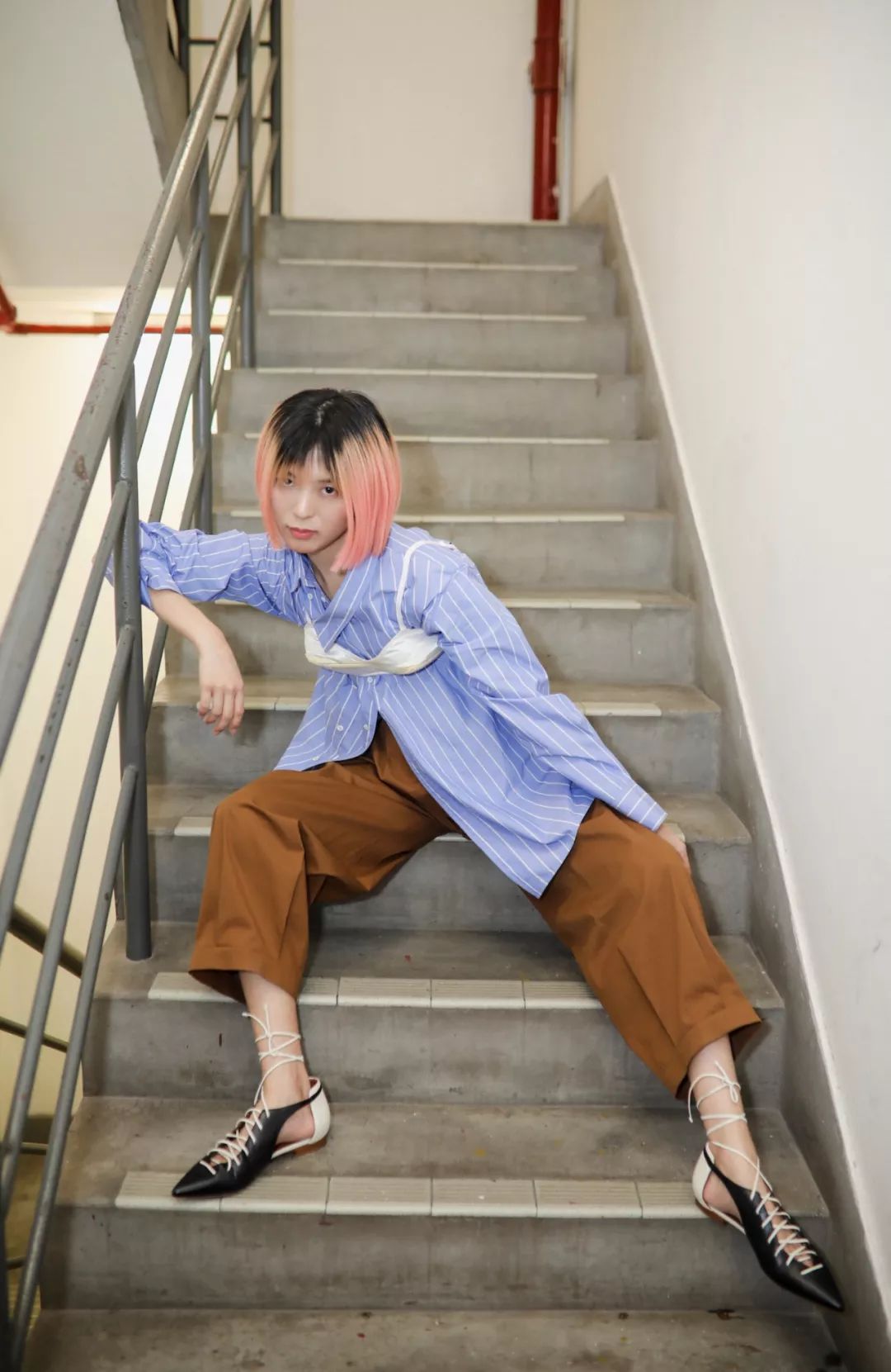 内衣的多种穿搭,夏天的内衣怎么穿才优雅显瘦舒服