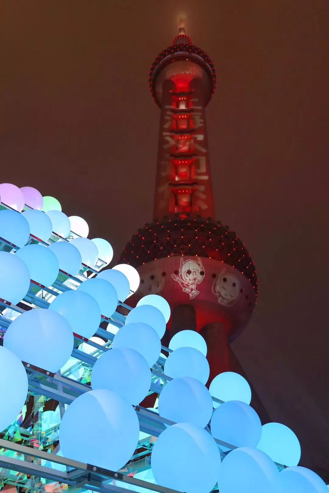 探索上海的特色景点,探索上海旅游景点和美食推荐