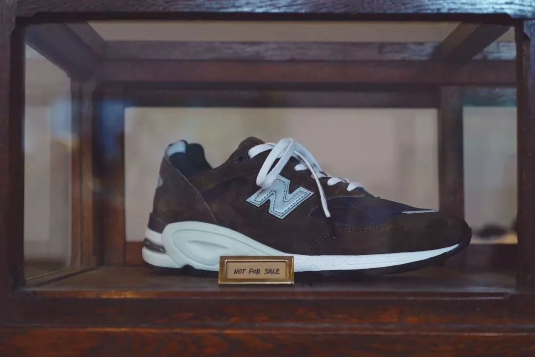 说到NewBalance，我第一个想到的还是余文乐