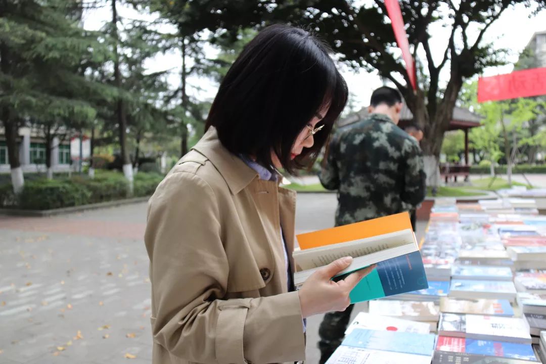 警官学院迎新活动,警官学院平时活动