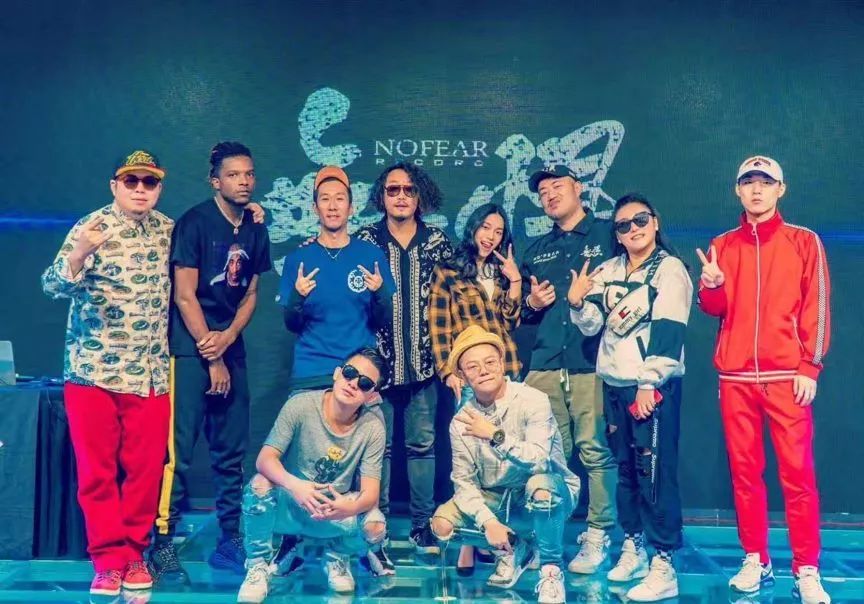 武汉3月电音节,武汉星空花海电音节