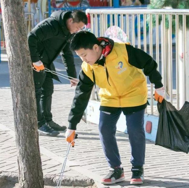 志愿服务我先行植树节,志愿服务我先行