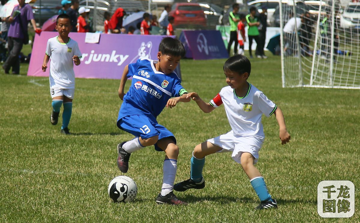 2019北京市级社会足球活动第5届“爱踢客”杯国际足球邀请赛举行