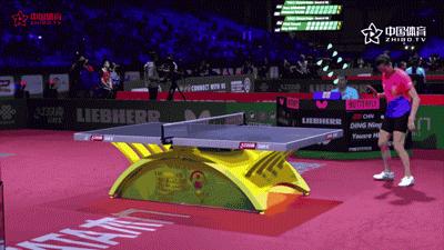 运动员比赛时尴尬瞬间,运动员比赛中的失误搞笑视频