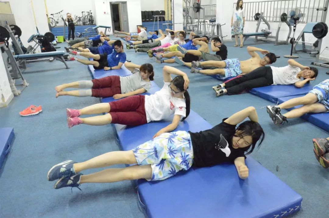 他们的青春，有你年轻时玩户外的影子