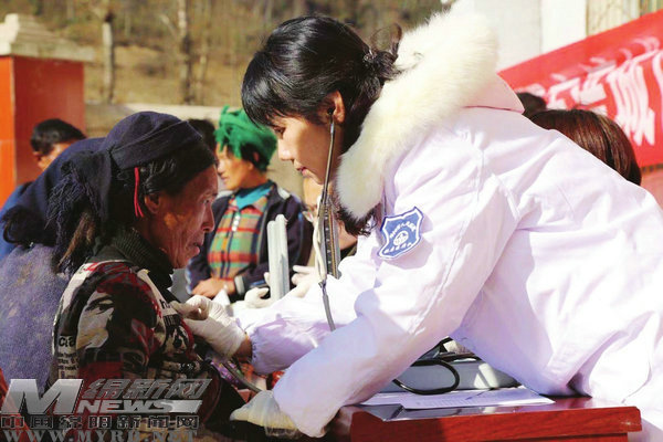 擂响决战决胜脱贫攻坚战鼓,重锤响鼓决胜脱贫攻坚