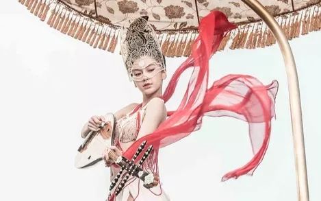 周星驰唯一崇拜的人,周星驰为什么那么多人喜欢