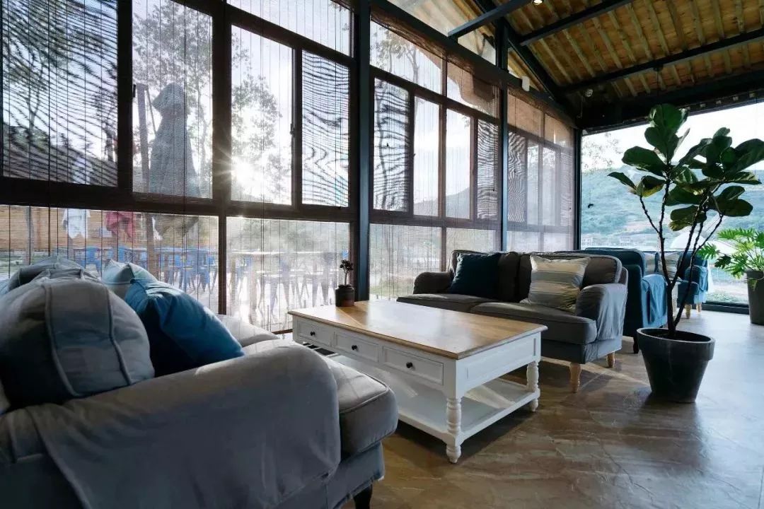 碧海蓝天三亚湾民宿,一间与海零距离的海景民宿