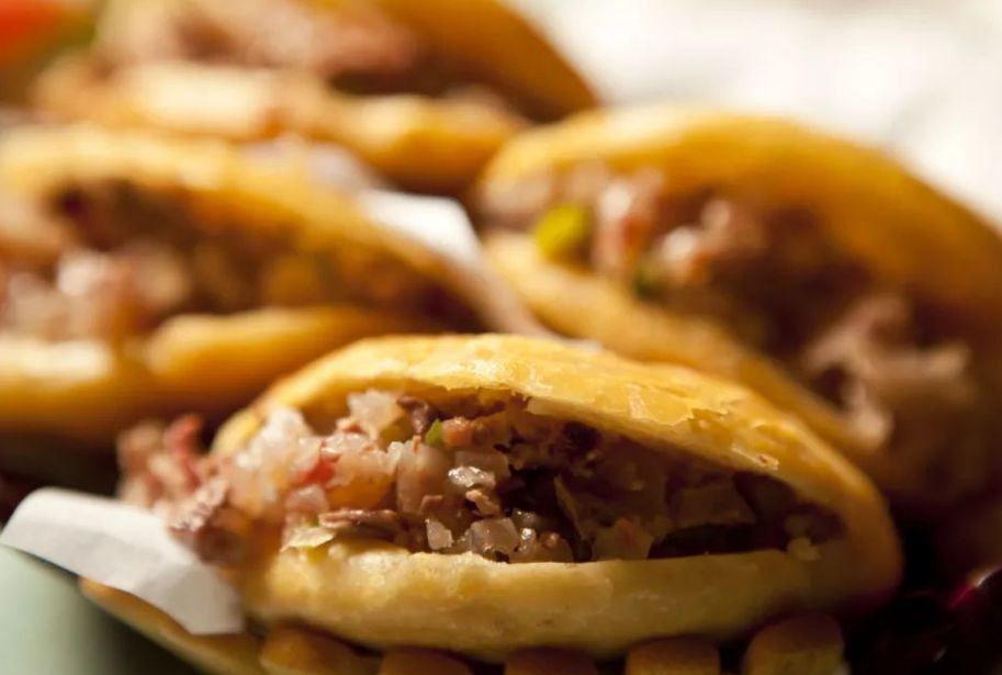 一起走吧粤语歌曲,一起走吧背起行囊