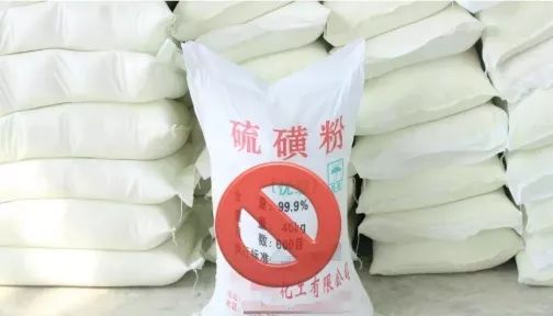 鼻尖挤出白色的是什么,鼻子上挤出的白丝怎么解决