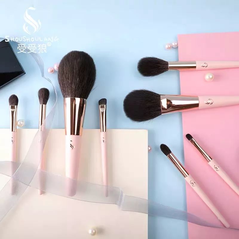 吴昕用什么气垫好用,吴昕粉底液怎么样