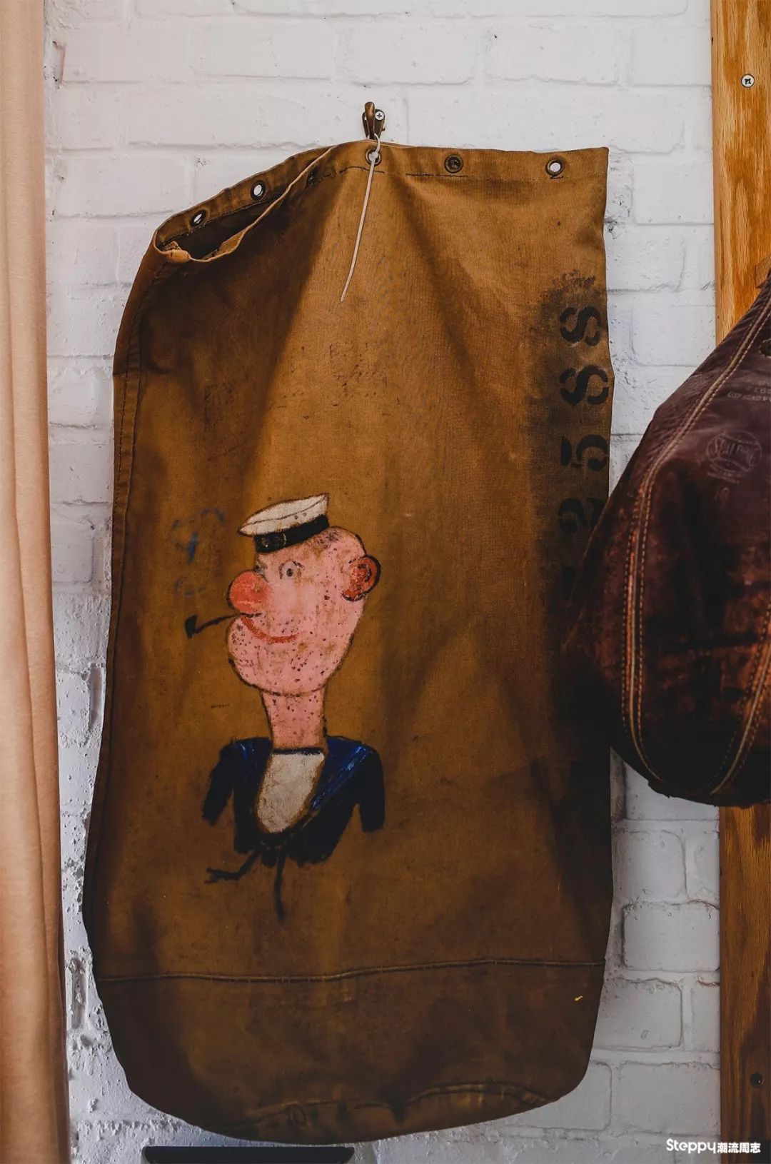 手工皮具匠人定制北京,手工皮具工作室设计