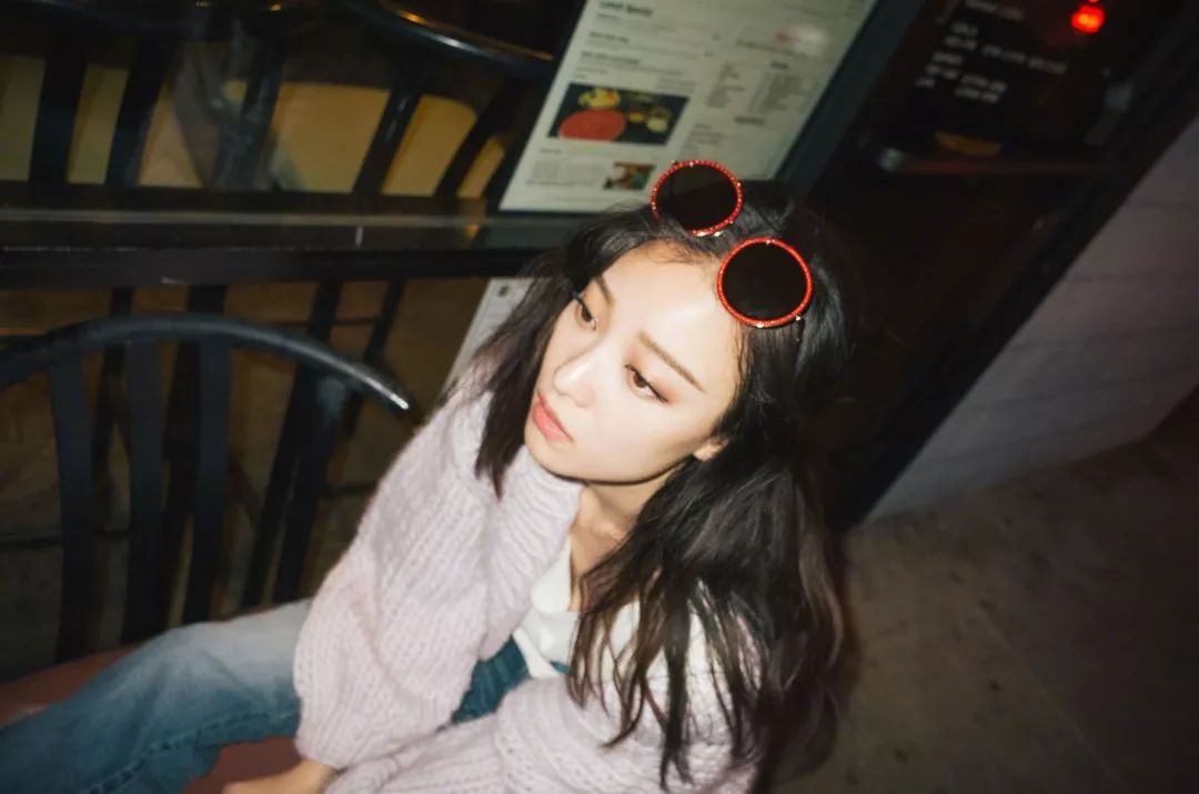 花钱减压|戴上太阳镜就能更阳光，不信请看宋茜和春春的脸！