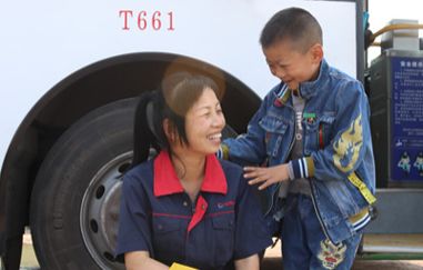 这15张“*拍偷**照”,暴露了父母的真面目!