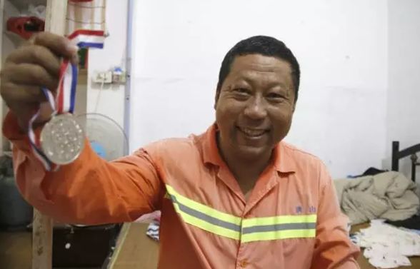 这15张“*拍偷**照”,暴露了父母的真面目!