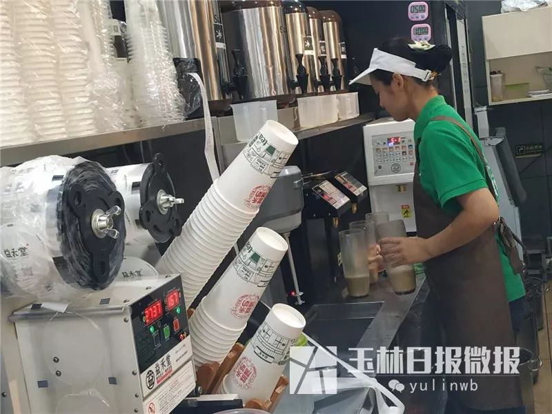 遍地开花的奶茶店背后,遍地开花的奶茶店