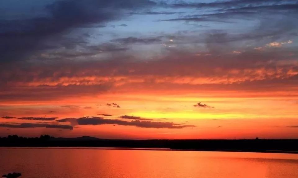 初夏可以去哪旅行,夏天周末去哪儿玩