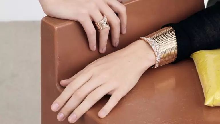 每日速报|美国三大百货一季度受挫、京东腾讯打造全新社交电商平台