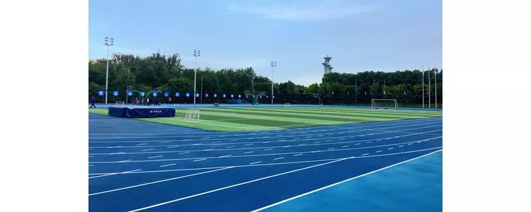 娓呭崕闄勪腑鐭ュ悕瀛﹀簻,閲嶇娓呭崕闄勪腑