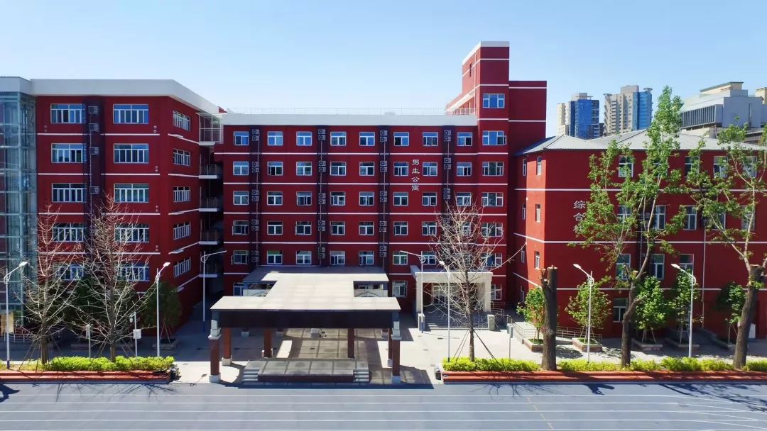 娓呭崕闄勪腑鐭ュ悕瀛﹀簻,閲嶇娓呭崕闄勪腑