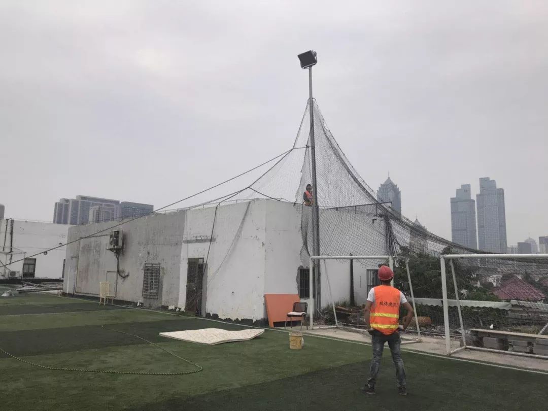 澄海外砂空中足球场,厦边社区空中足球场